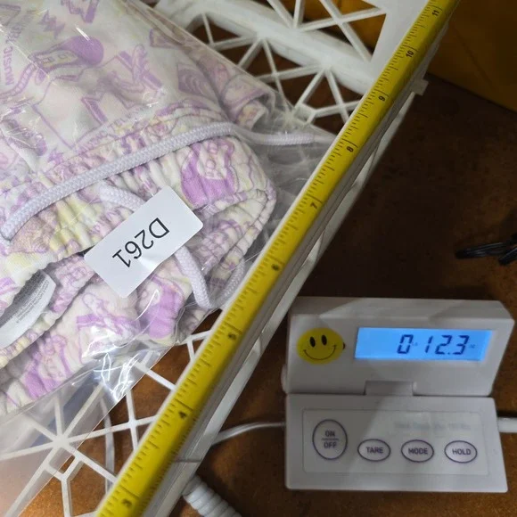 H&M Relaxed Fit MTV Print Sweat Shorts Women's Medium Pink Yellow - Picture 6 of 6